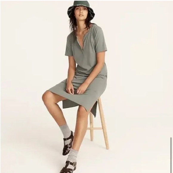 J Crew Midi Henley Knit T-shirt dress
Size Medium - Picture 10 of 10